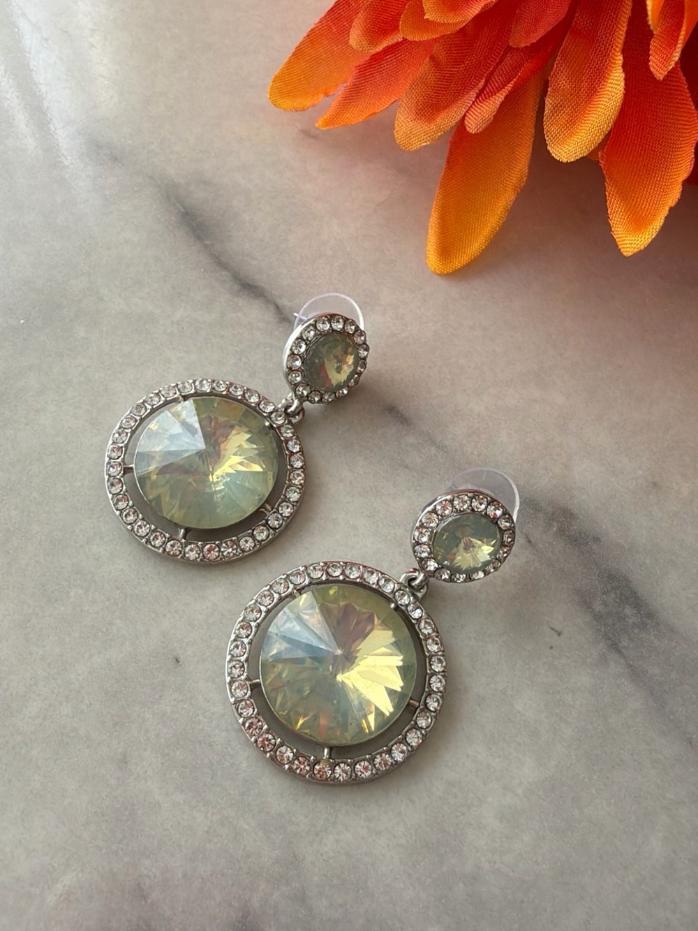 Forever 21 Iridescent Yellow-Green Crystal Drop Earrings